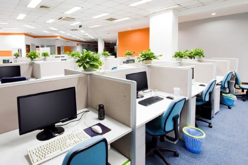 The Changing Face of Inter-Company Communication in the Hybrid Workplace