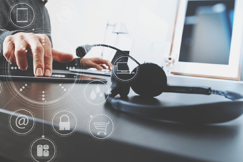How To Choose The Best VoIP Provider - One Contact (2)