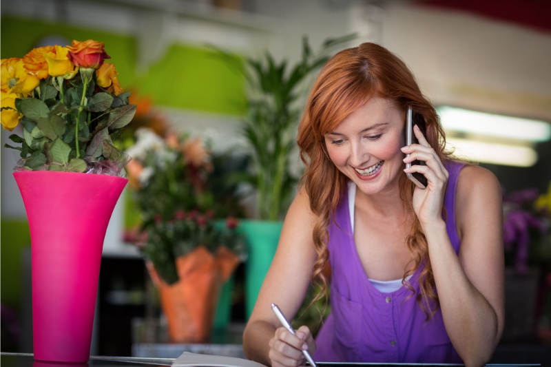 How Small Businesses Can Benefit From VoIP Services - One Contact (4)