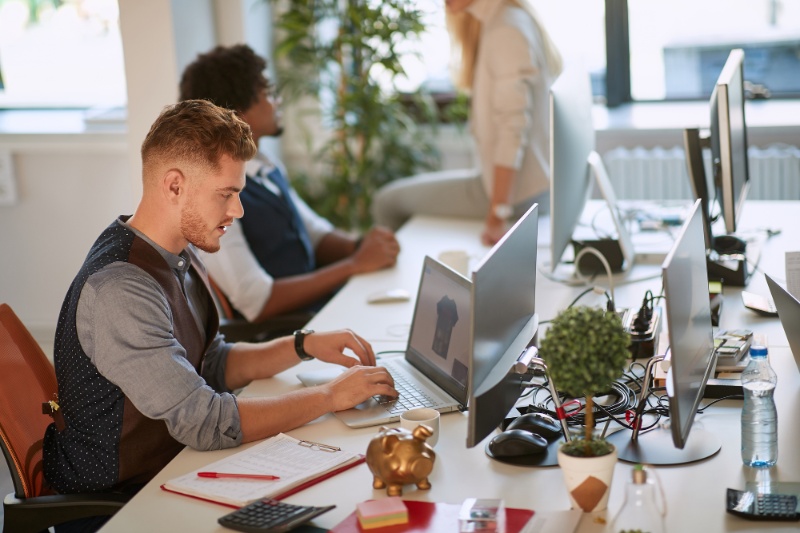 How To Choose The Best Business Wi-Fi Service - One Contact (2)